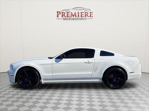 2013 Ford Mustang V6