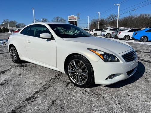 Moonlight White 2011 INFINITI G37 Base