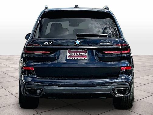 2026 BMW X7 xDrive40i