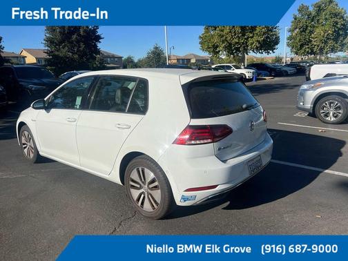 2018 Volkswagen e-Golf SEL Premium