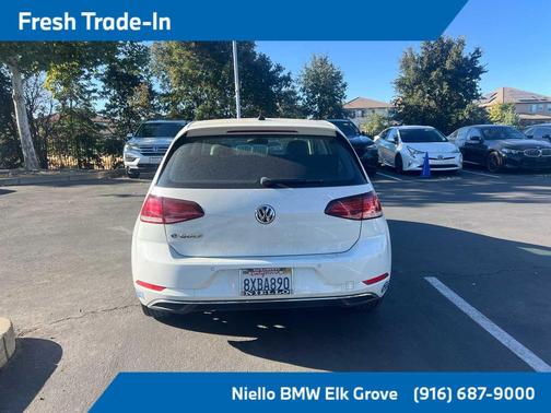 2018 Volkswagen e-Golf SEL Premium