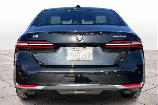 2024 BMW i5 eDrive40