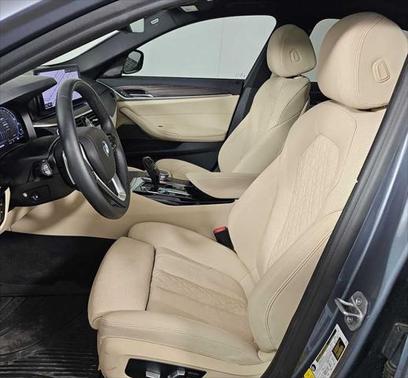 2022 BMW 530e Base