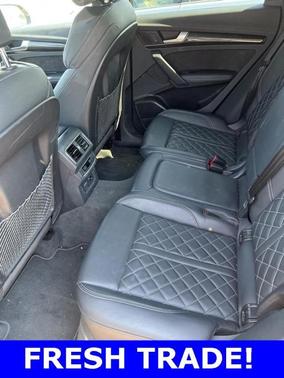 Photo 6 of 6 of 2019 Audi SQ5 3.0T Premium