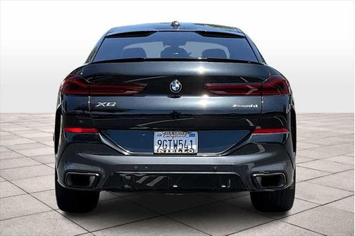 2024 BMW X6 xDrive40i