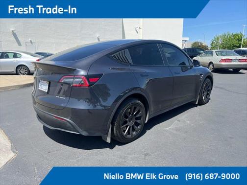 2024 Tesla Model Y Long Range Dual Motor All-Wheel Drive