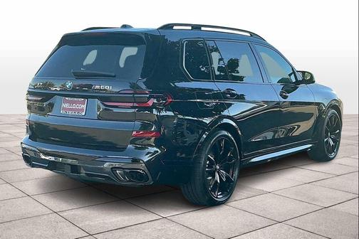 2026 BMW X7 M60i