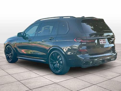 2026 BMW X7 M60i