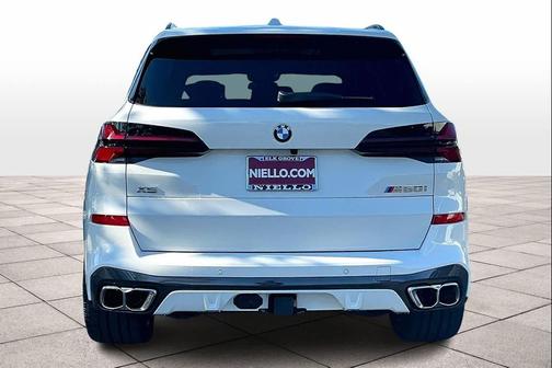 2026 BMW X5 M60i