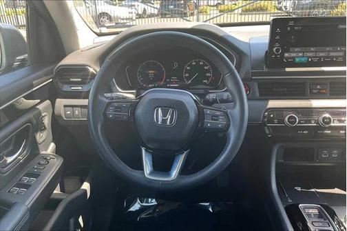 2023 Honda Pilot AWD EX-L 7 Passenger