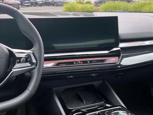 Dark Graphite Metallic 2024 BMW i5 eDrive40