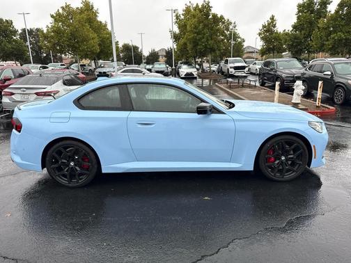 2025 BMW M240 i xDrive