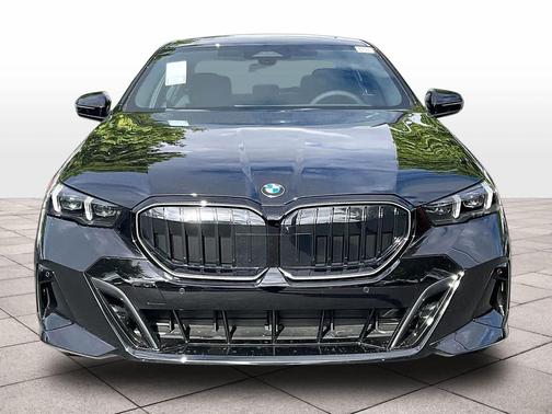 Black Sapphire Metallic 2026 BMW 530 530i