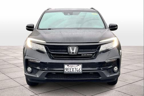 2022 Honda Pilot AWD Black Edition