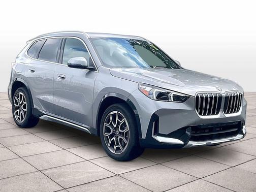Space Silver Metallic 2026 BMW X1 xDrive28i