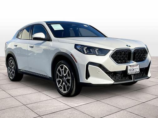 2025 BMW X2 xDrive28i