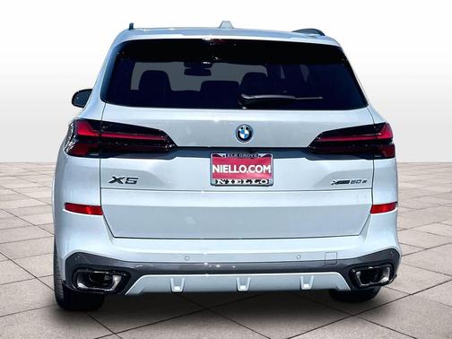 Brooklyn Grey Metallic 2026 BMW X5 PHEV xDrive50e