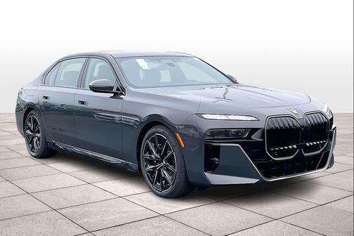 2026 BMW 760 xDrive