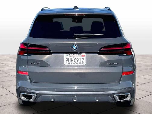 Dravit Grey Metallic 2026 BMW X5 PHEV xDrive50e