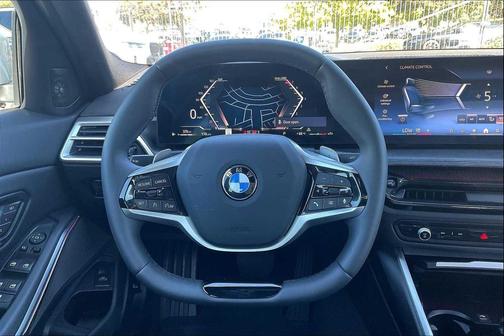 2025 BMW 330 xDrive