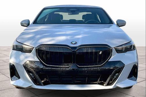 2025 BMW i5 eDrive40