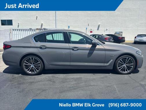 2022 BMW 530e Base