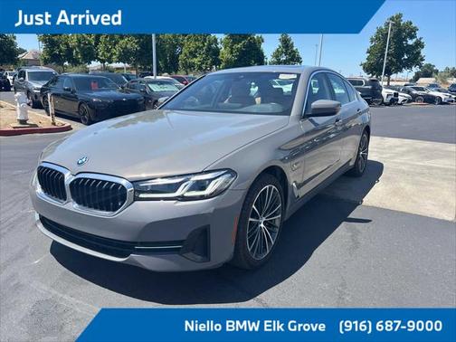2022 BMW 530e Base