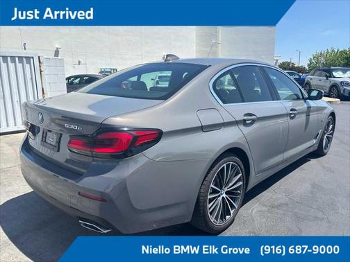 2022 BMW 530e Base