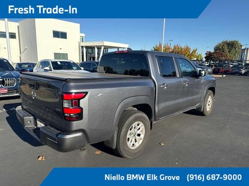 2024 Nissan Frontier SV