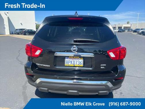 2020 Nissan Pathfinder SL