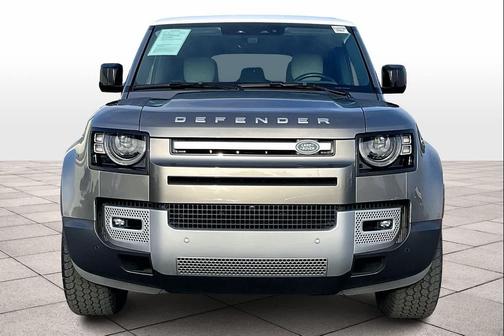 2023 Land Rover Defender 110 SE