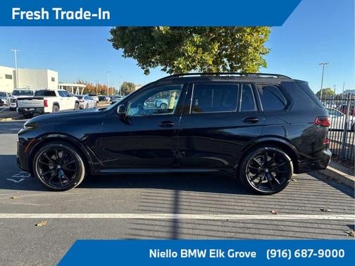 2023 BMW X7 xDrive40i