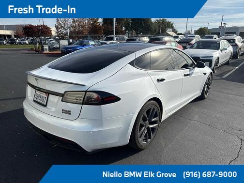 2022 Tesla Model S Plaid