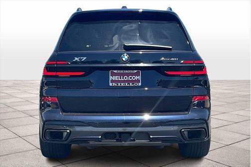 2024 BMW X7 xDrive40i