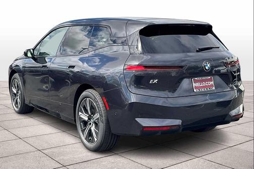 2026 BMW iX xDrive60