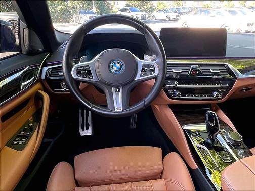 Black Sapphire Metallic 2023 BMW 530e Base