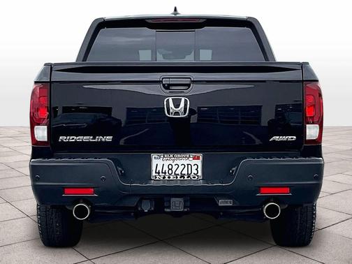 2021 Honda Ridgeline Black