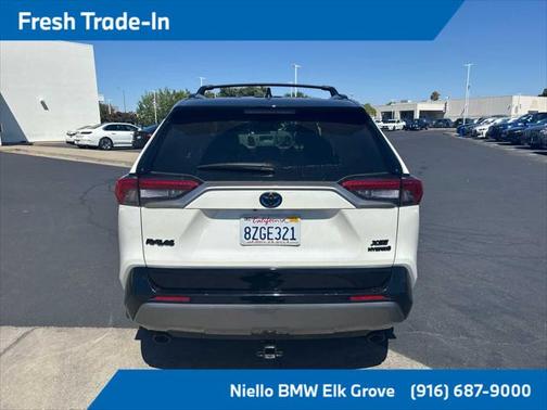 2021 Toyota RAV4 Hybrid SE