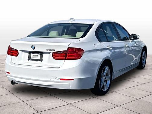 Mineral White Metallic 2015 BMW 320 i