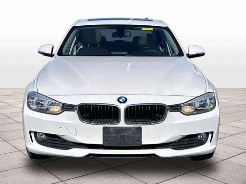 Mineral White Metallic 2015 BMW 320 i