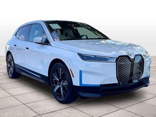 Alpine White 2023 BMW iX xDrive50