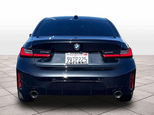 Black Sapphire Metallic 2025 BMW 330