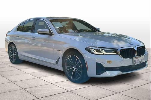 2022 BMW 530e Base