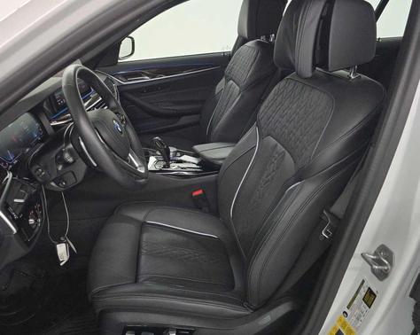 2022 BMW 530e Base