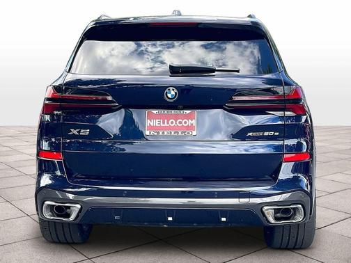 Tanzanite Blue II Metallic 2026 BMW X5 PHEV xDrive50e