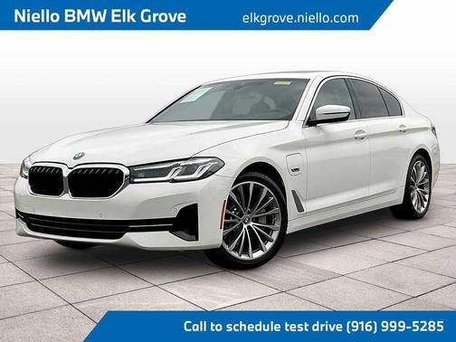 Alpine White 2022 BMW 530e Base