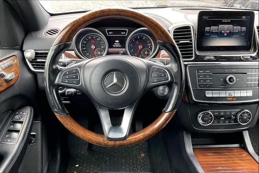 2017 Mercedes-Benz GLS 450 4MATIC