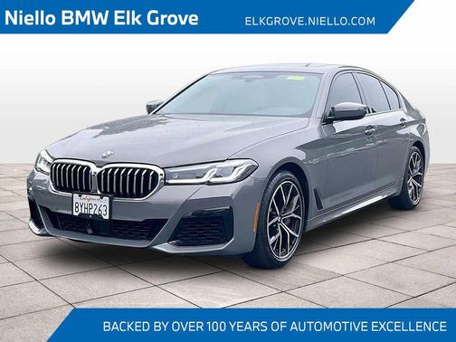 Bernina Grey Amber Effect Metallic 2022 BMW 540 i