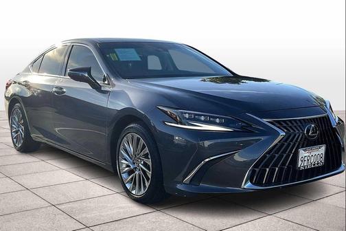 2023 Lexus ES 300h Luxury