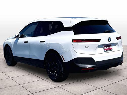 Alpine White 2024 BMW iX xDrive50